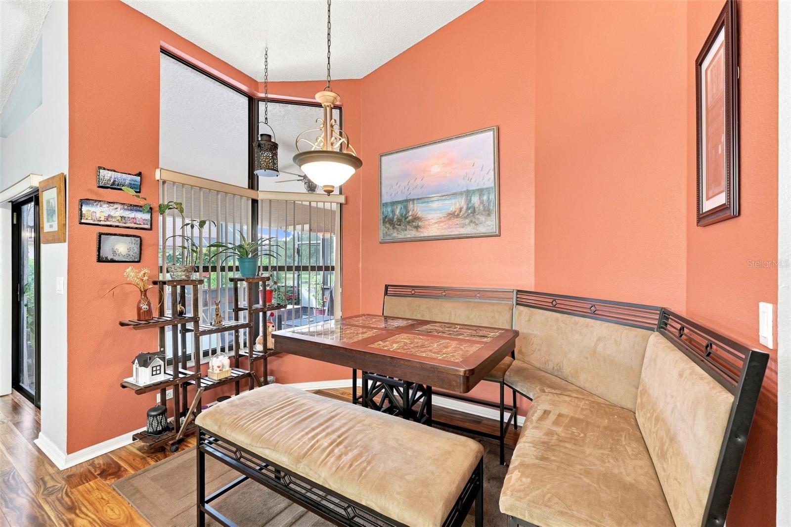 9324 CREEKSIDE CT — photo 12