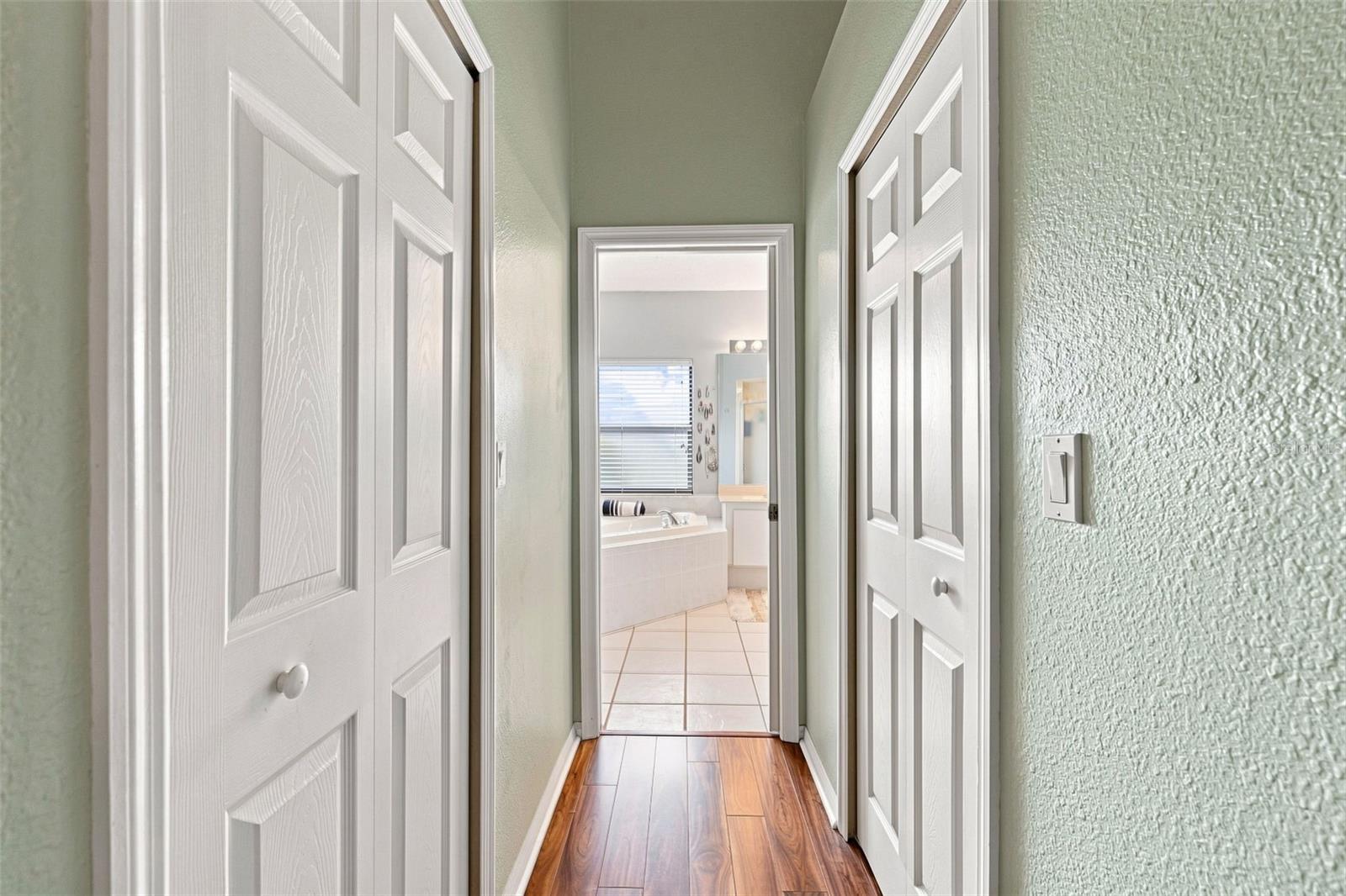 9324 CREEKSIDE CT — photo 17
