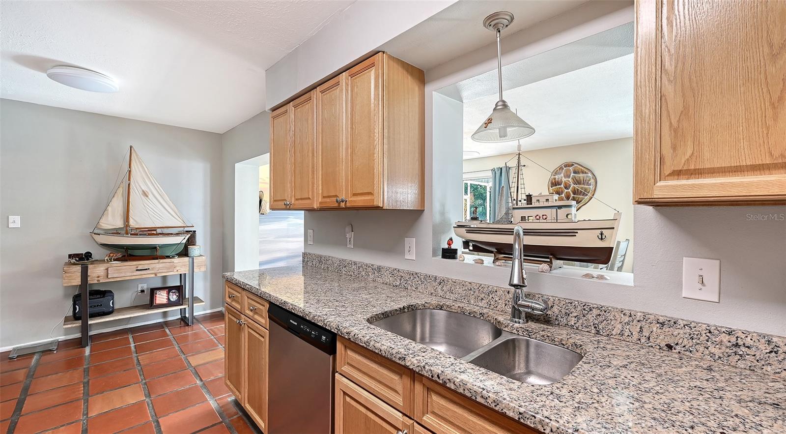5338 FOXWOOD DR — photo 9