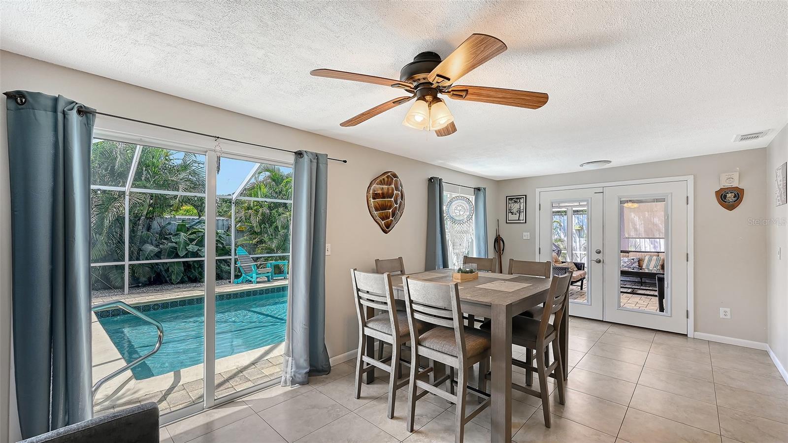 5338 FOXWOOD DR — photo 10