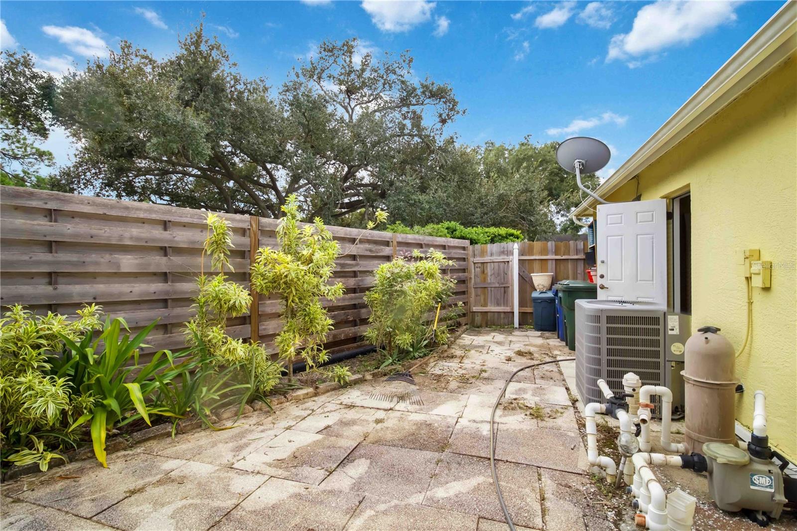 5631 BENT OAK DR — photo 52