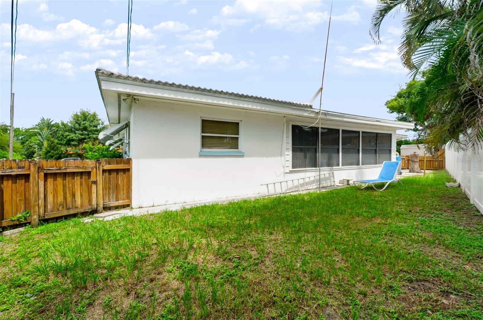 2199 NOTTINGHAM DR — photo 34