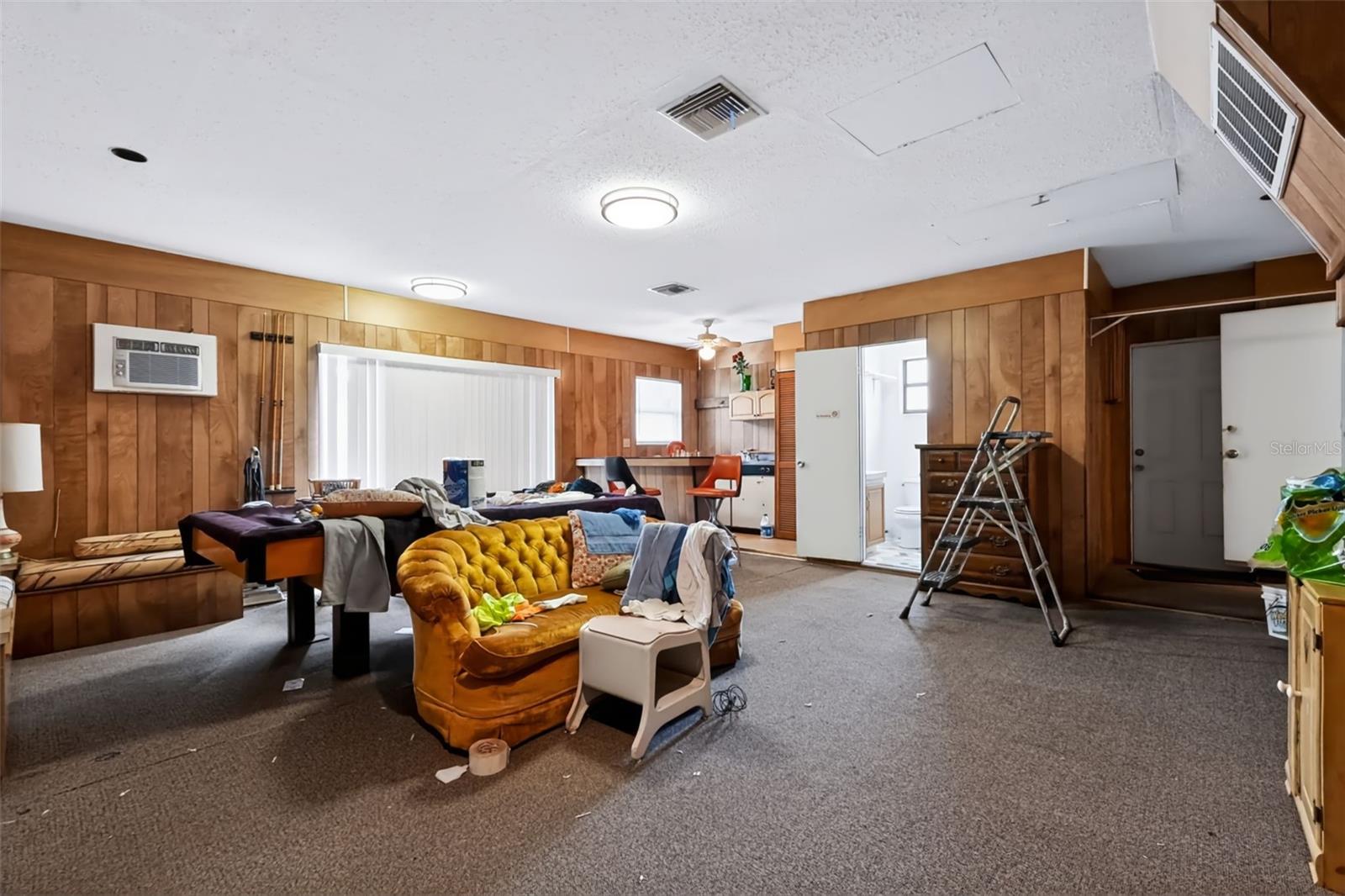 2199 NOTTINGHAM DR — photo 17