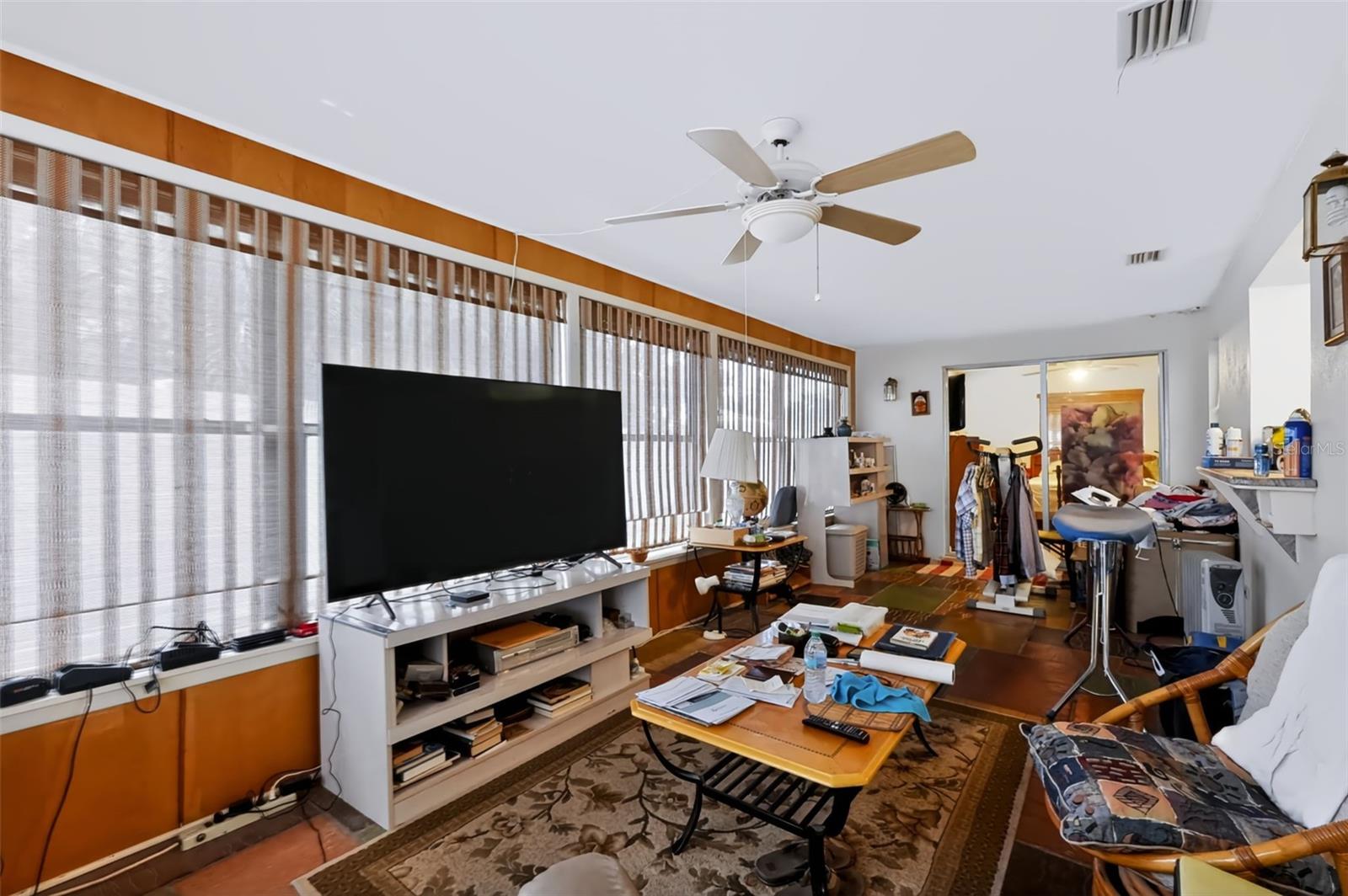 2199 NOTTINGHAM DR — photo 14