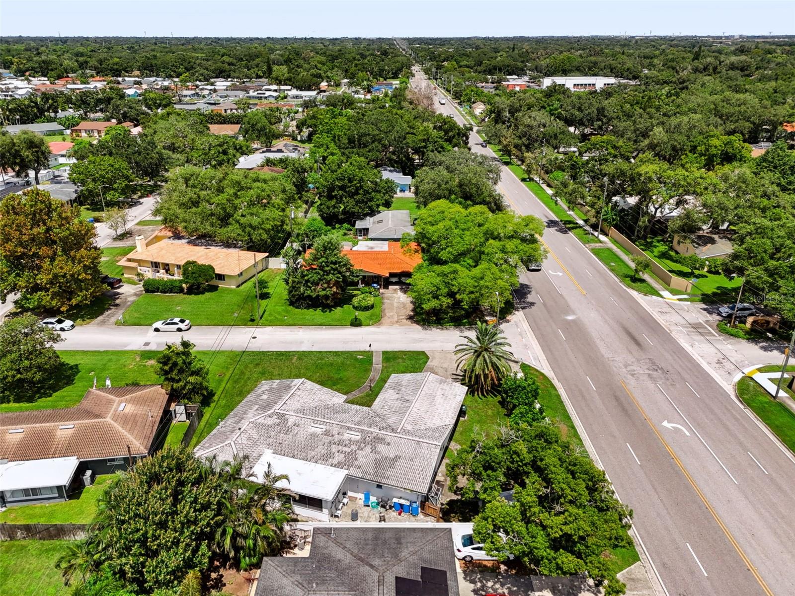 2199 NOTTINGHAM DR — photo 40