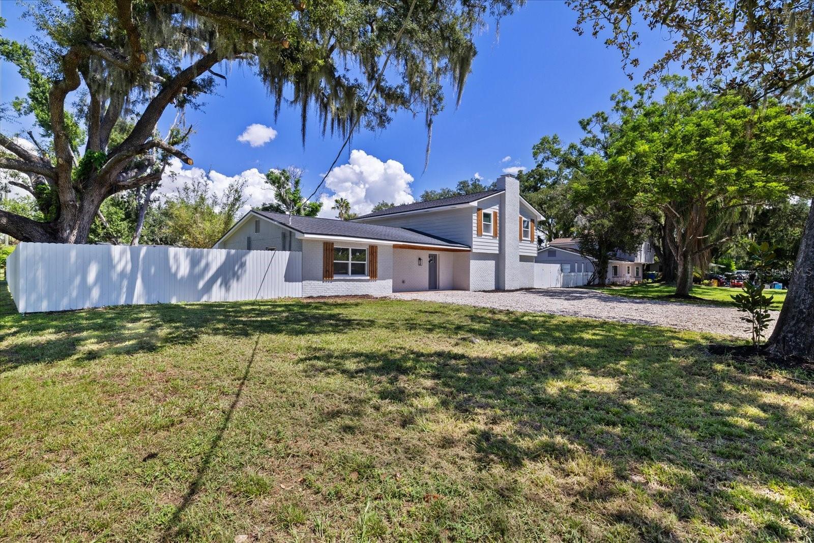 11002 RIVERVIEW DR — photo 3