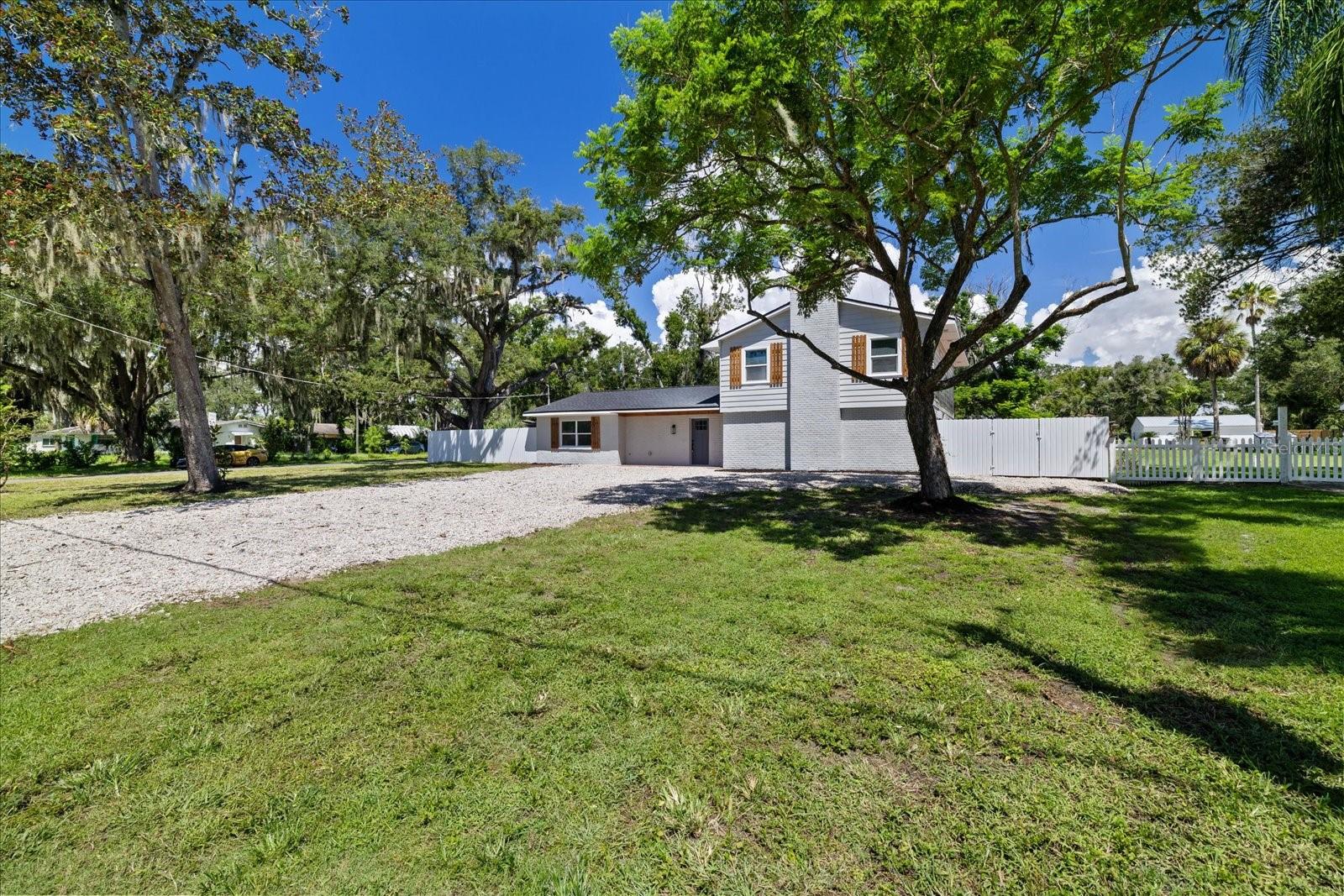 11002 RIVERVIEW DR — photo 2