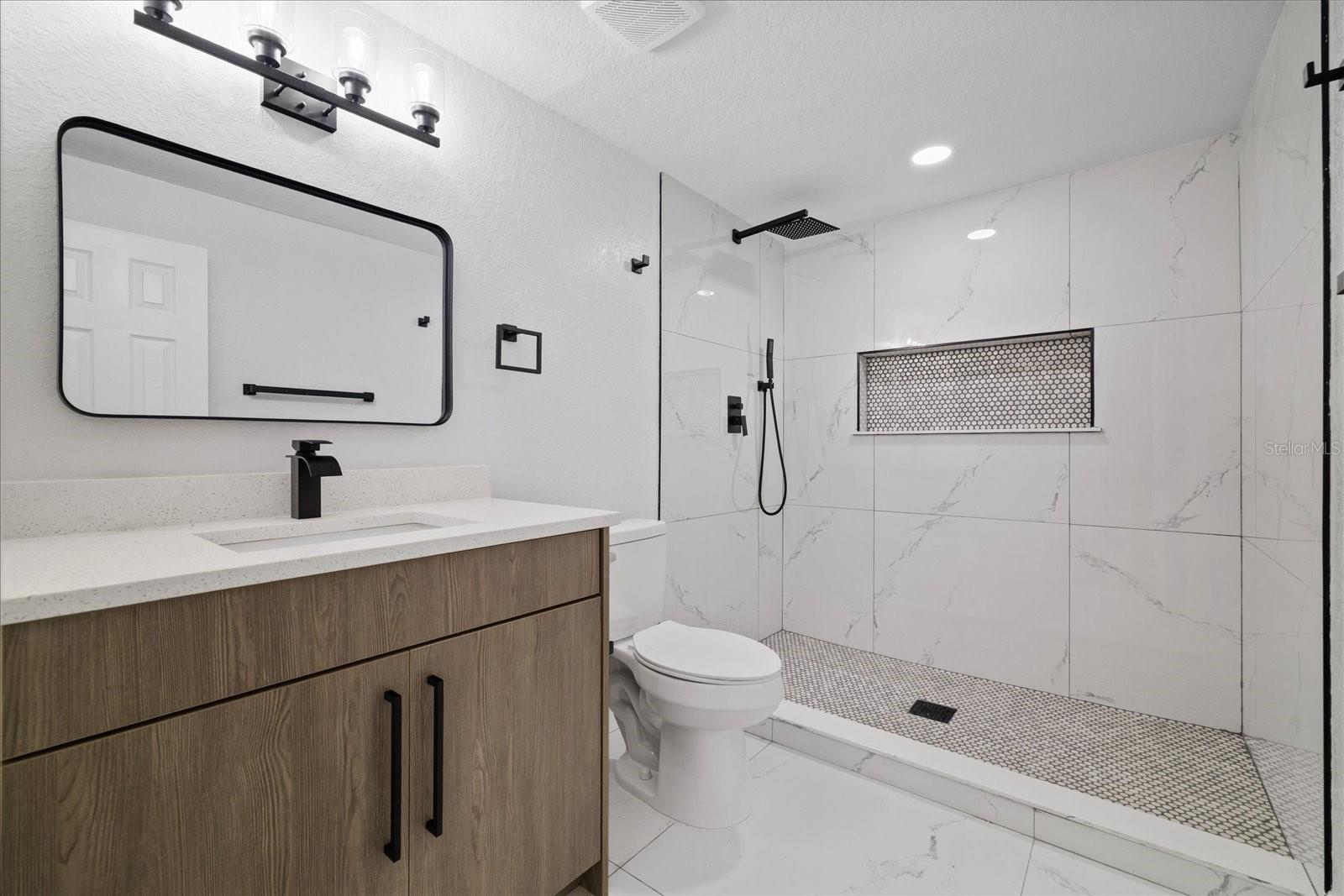11002 RIVERVIEW DR — photo 41
