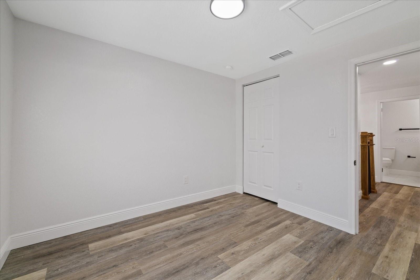 11002 RIVERVIEW DR — photo 35