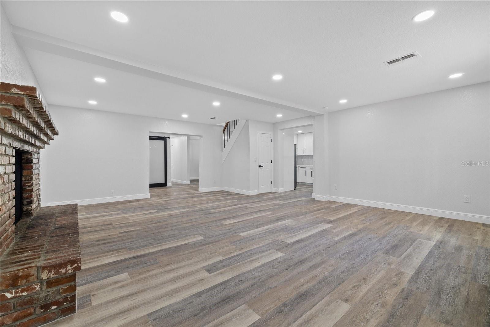 11002 RIVERVIEW DR — photo 20