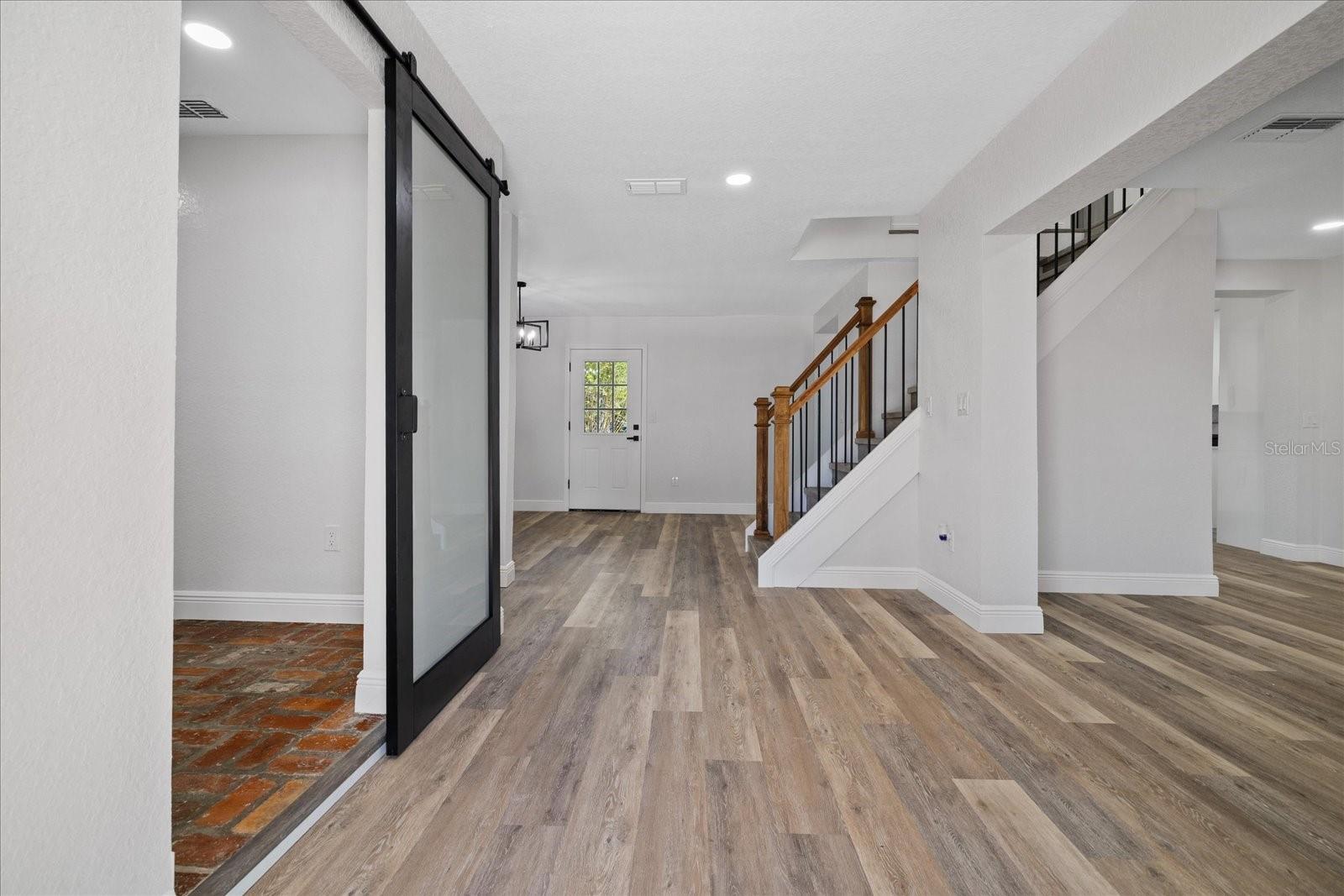 11002 RIVERVIEW DR — photo 7