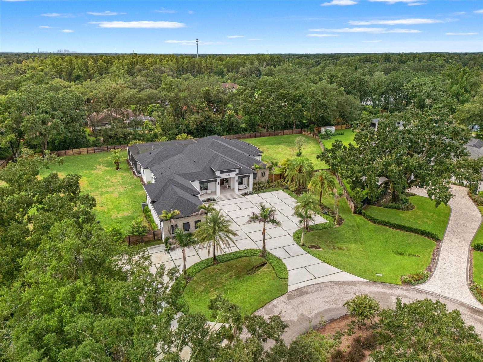 17602 GRANDE ESTATES PL — photo 86