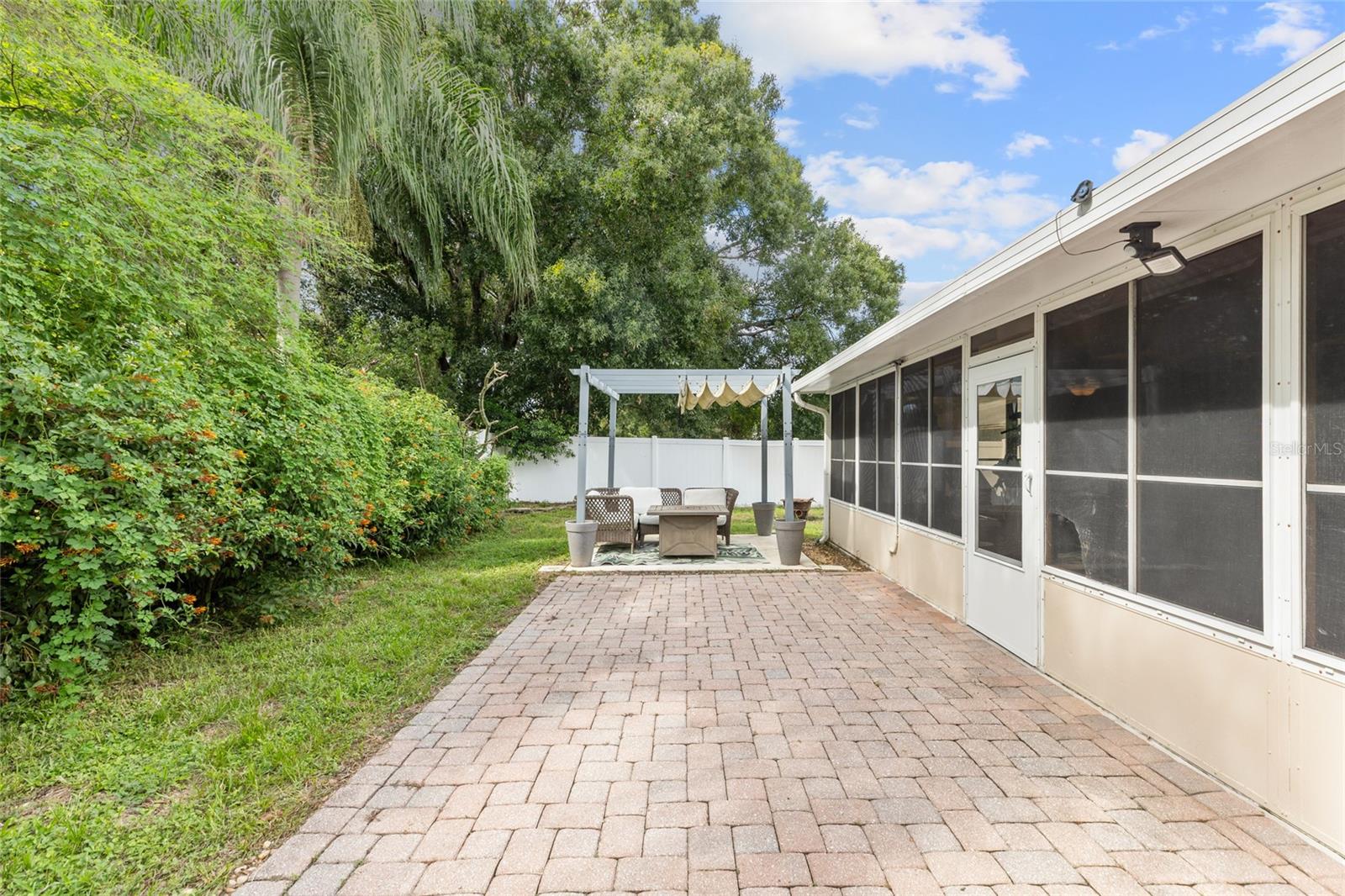 3753 MERIDEAN PL — photo 29