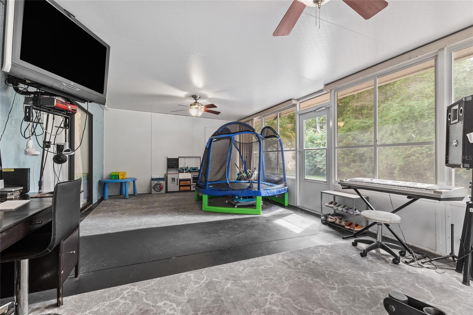 3753 MERIDEAN PL — photo 24
