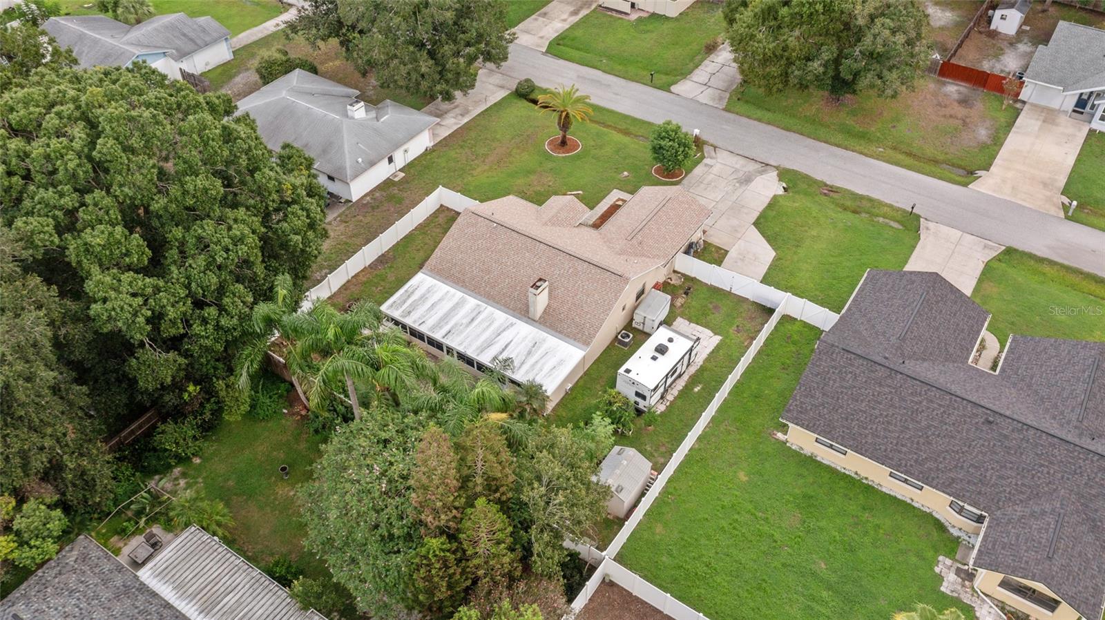 3753 MERIDEAN PL — photo 37