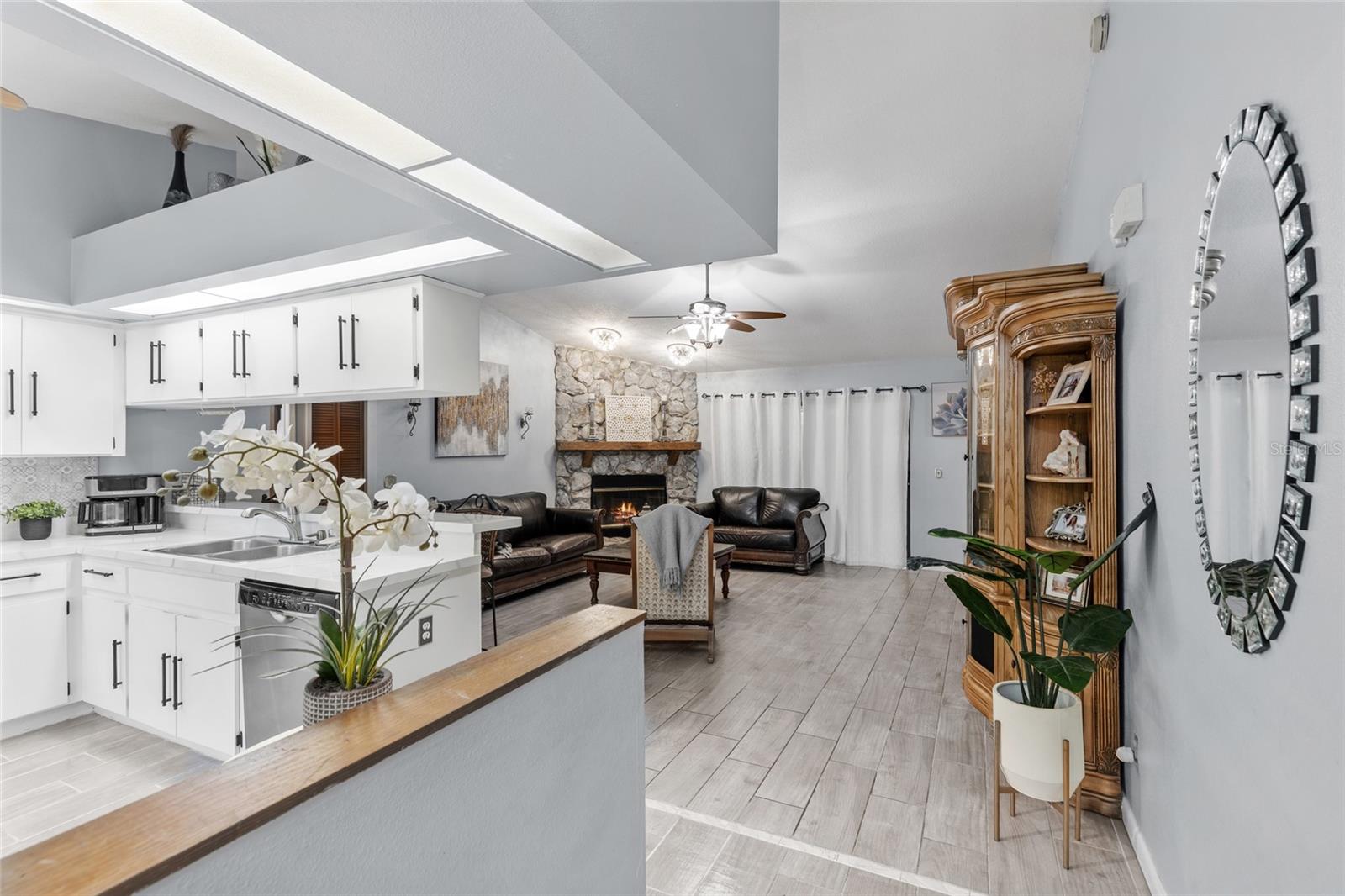 3753 MERIDEAN PL — photo 14