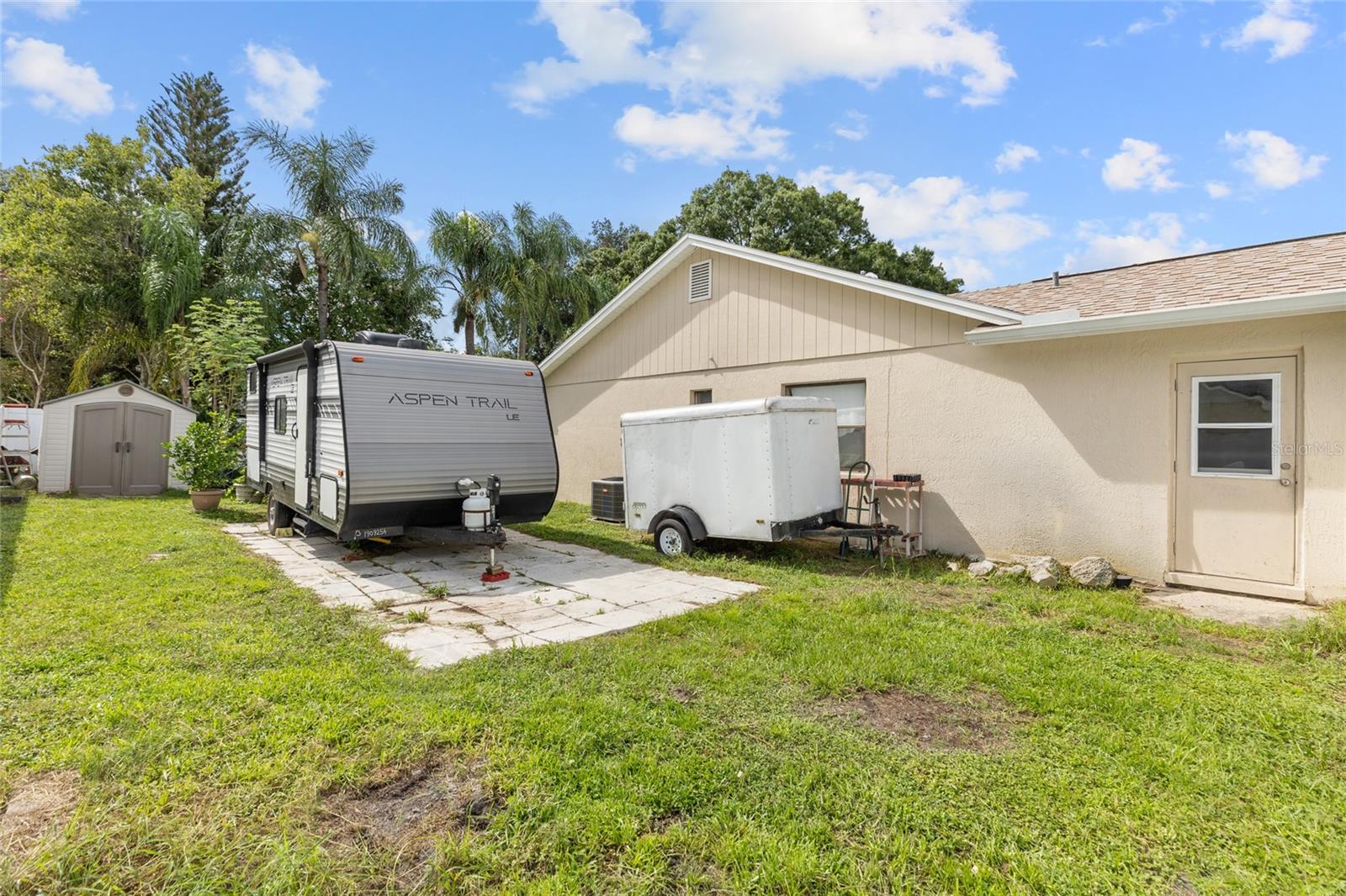 3753 MERIDEAN PL — photo 31