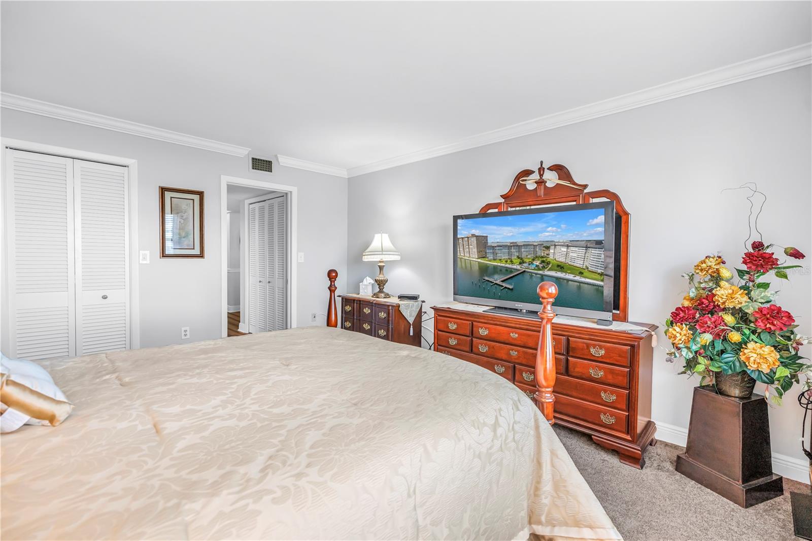 5130 BRITTANY DR S #308 — photo 17