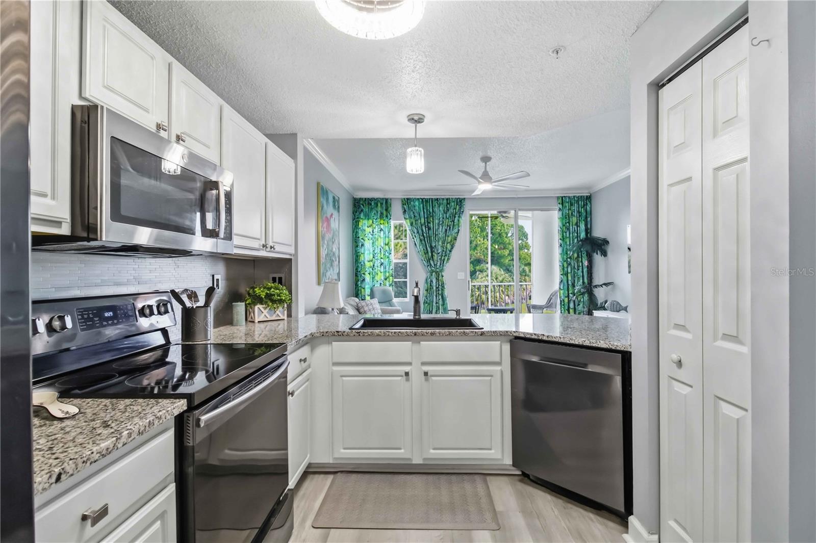 5601 BENTGRASS DR #10-117 — photo 3