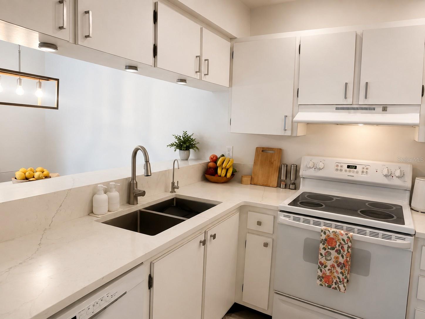 3221 BENEVA RD #204 — photo 5