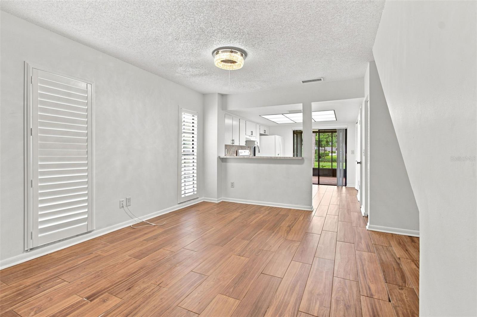 5123 NORTHDALE BLVD — photo 5