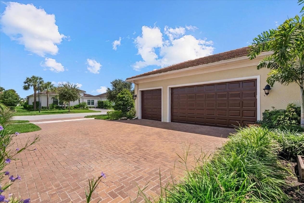 4823 PASTEL CT — photo 4