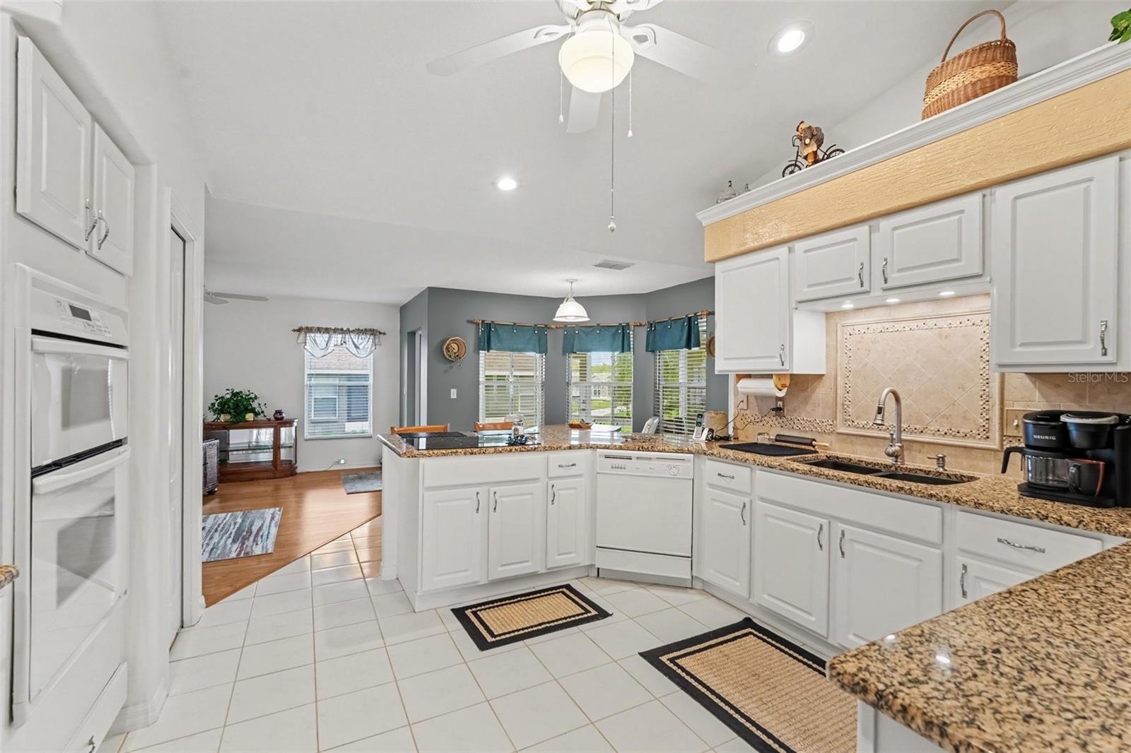11000 TWOSOME DR — photo 11