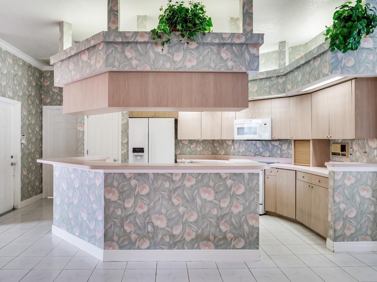 11581 SHELLY CIR — photo 13