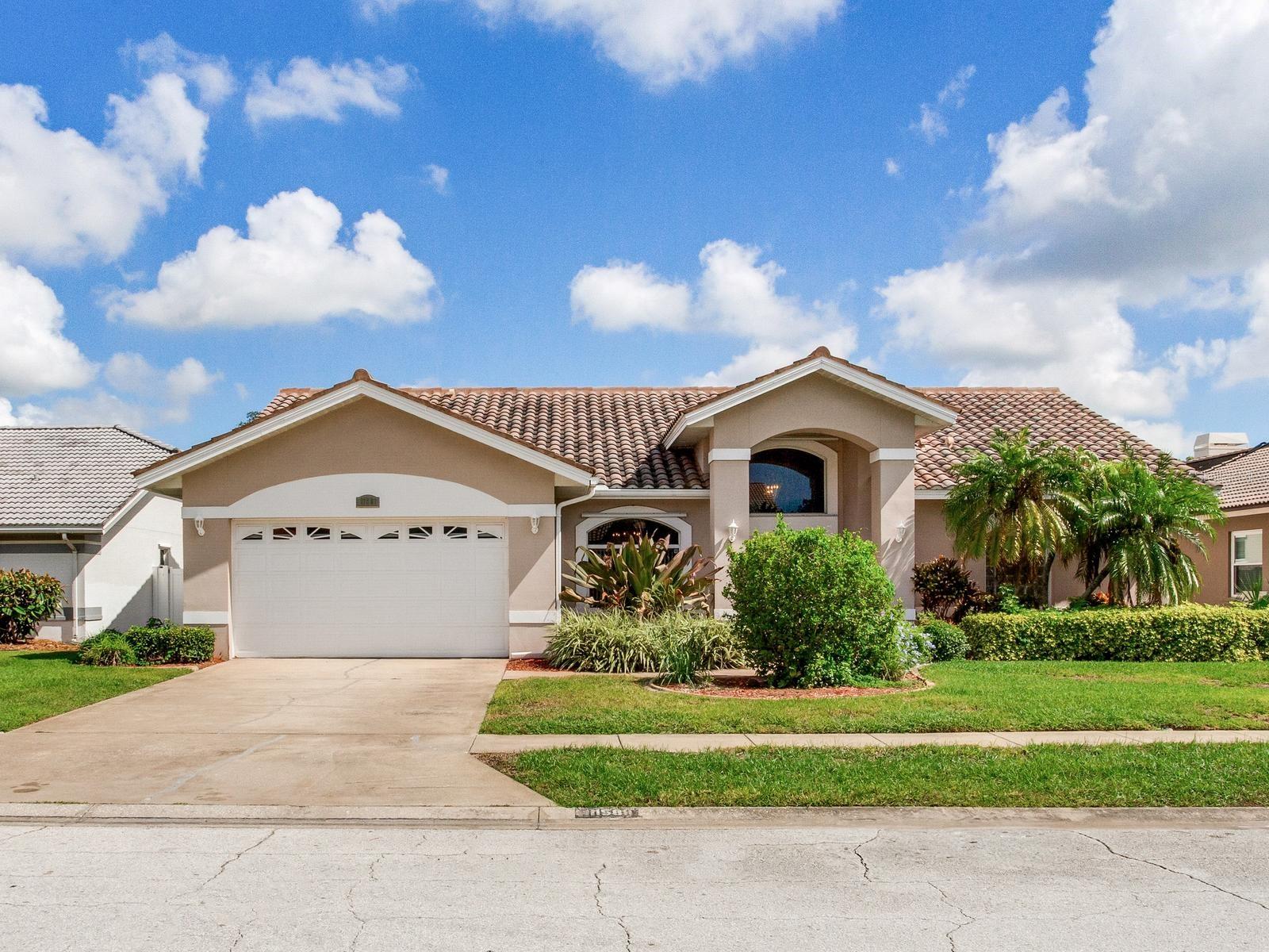 11581 SHELLY CIR — photo 2
