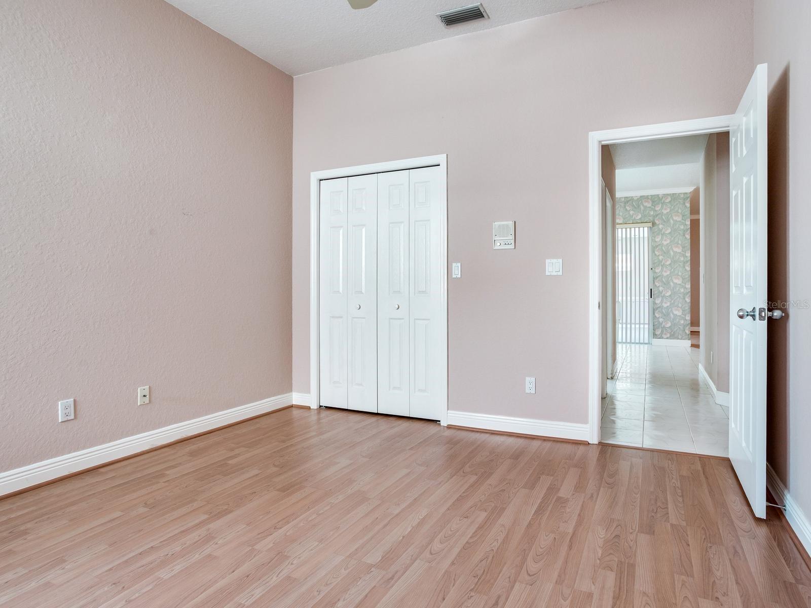 11581 SHELLY CIR — photo 24