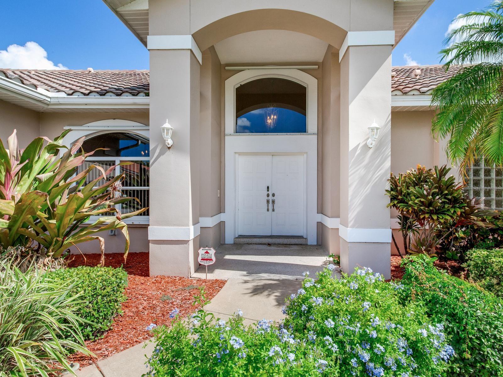 11581 SHELLY CIR — photo 3