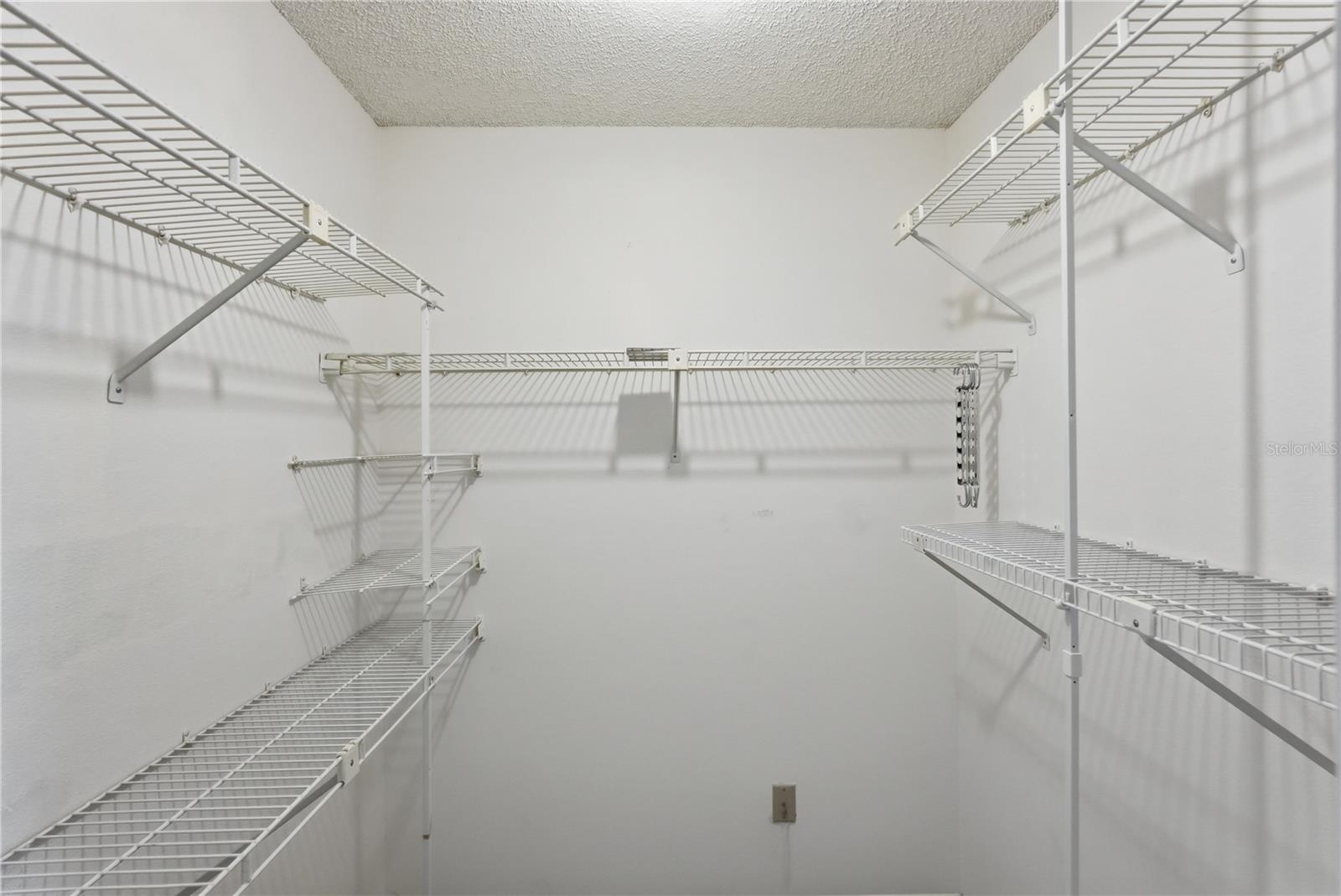 8174 TERRACE GARDEN DR N #507 — photo 23