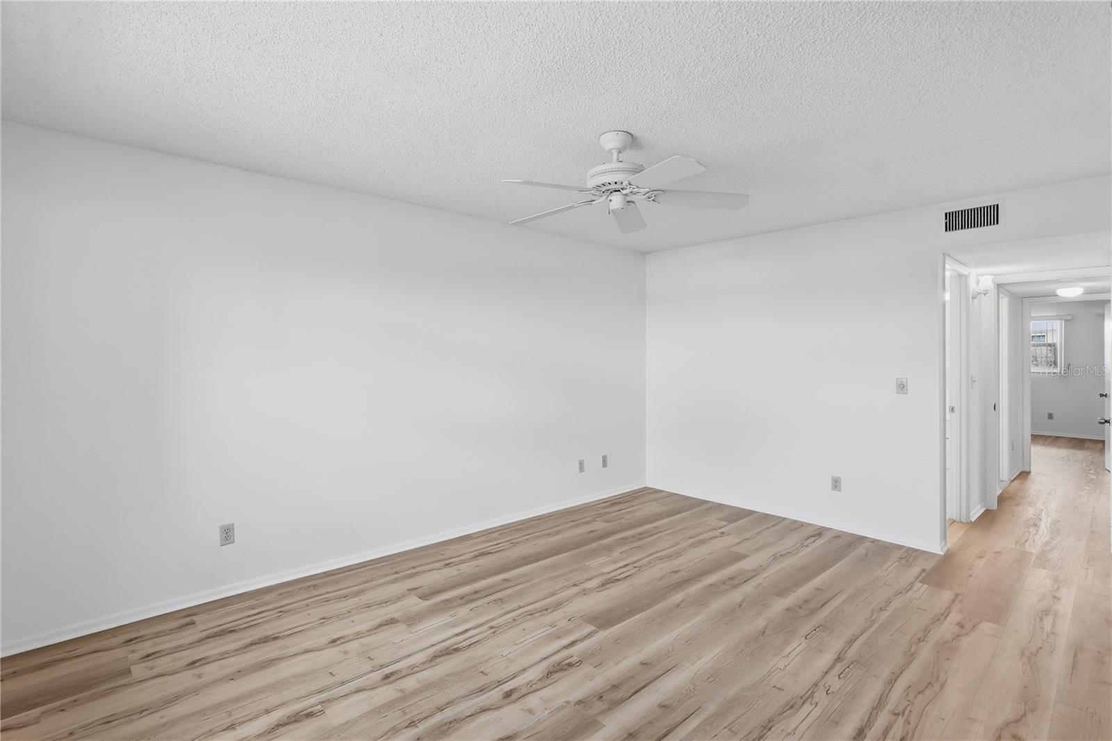 8174 TERRACE GARDEN DR N #507 — photo 21