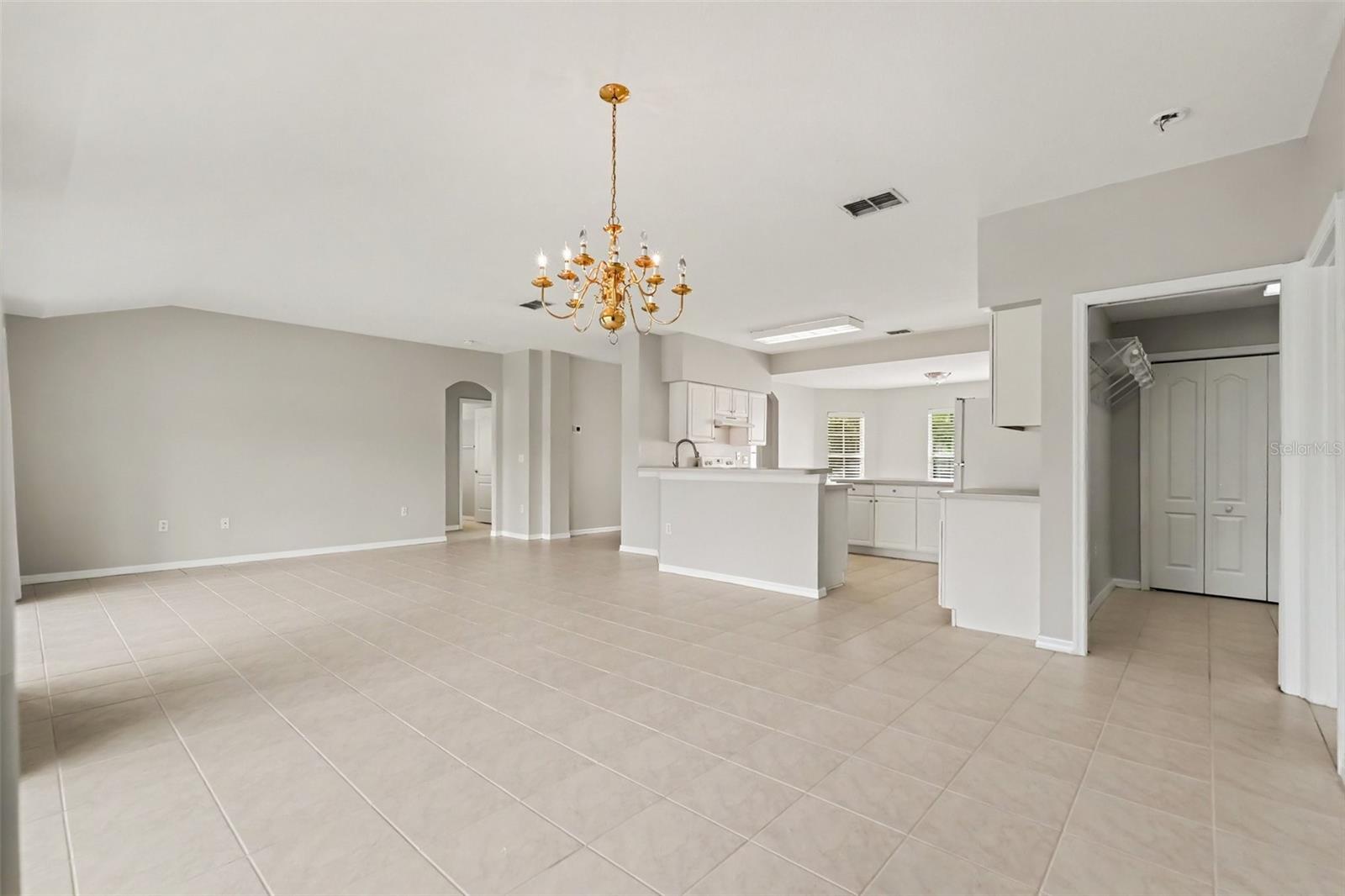 10223 COLLAR DR — photo 7