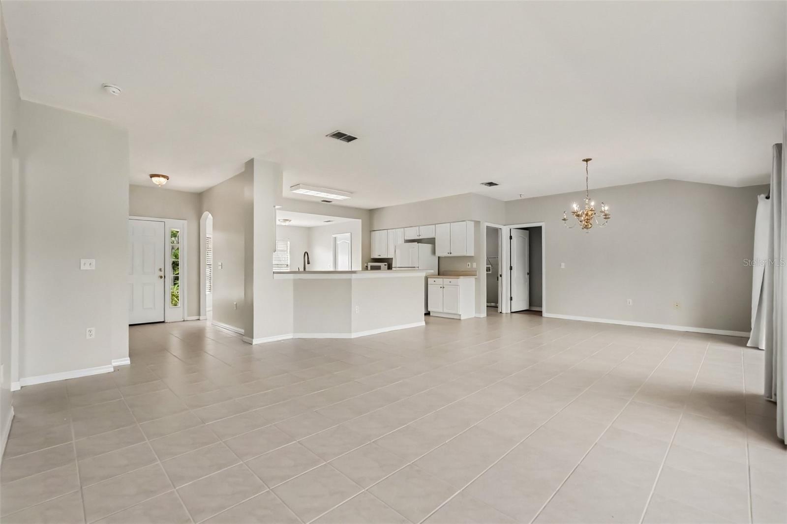 10223 COLLAR DR — photo 6