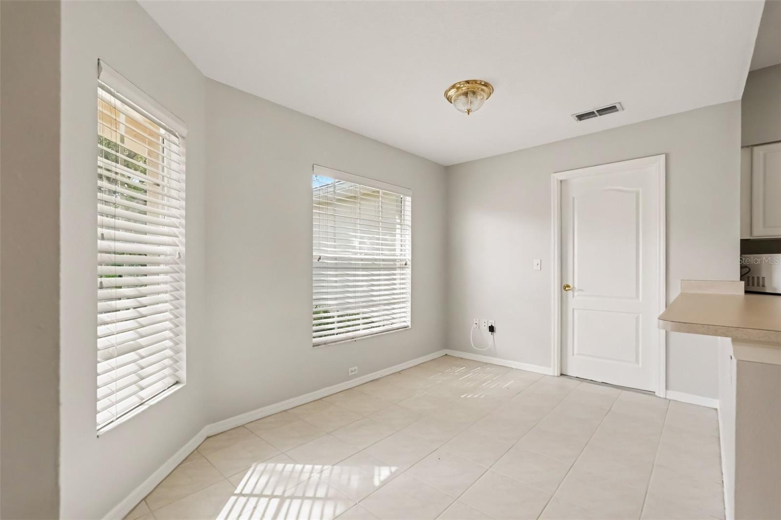 10223 COLLAR DR — photo 14