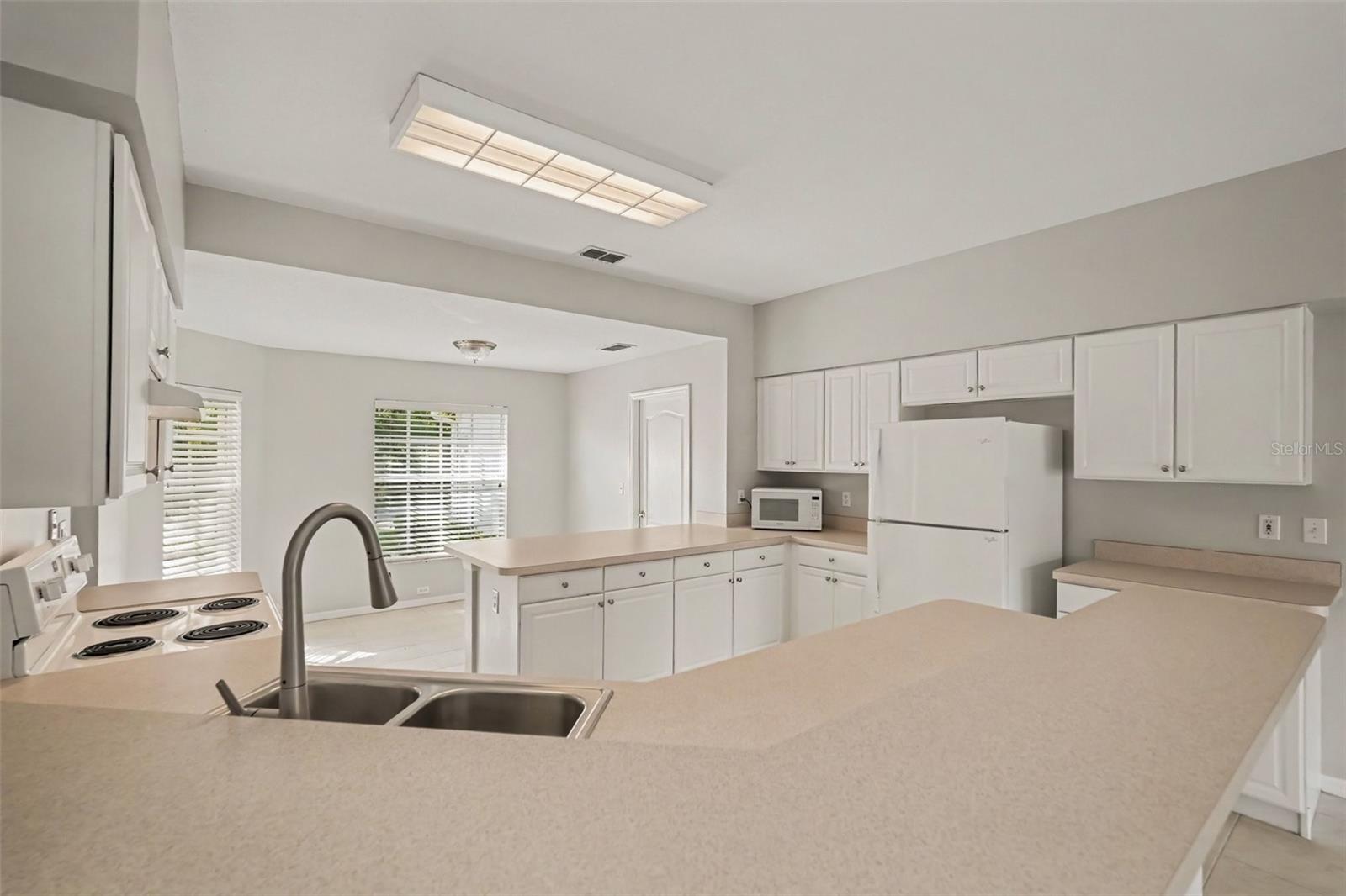 10223 COLLAR DR — photo 13