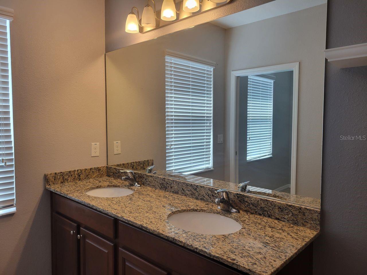 5525 WHITE MARLIN CT — photo 27