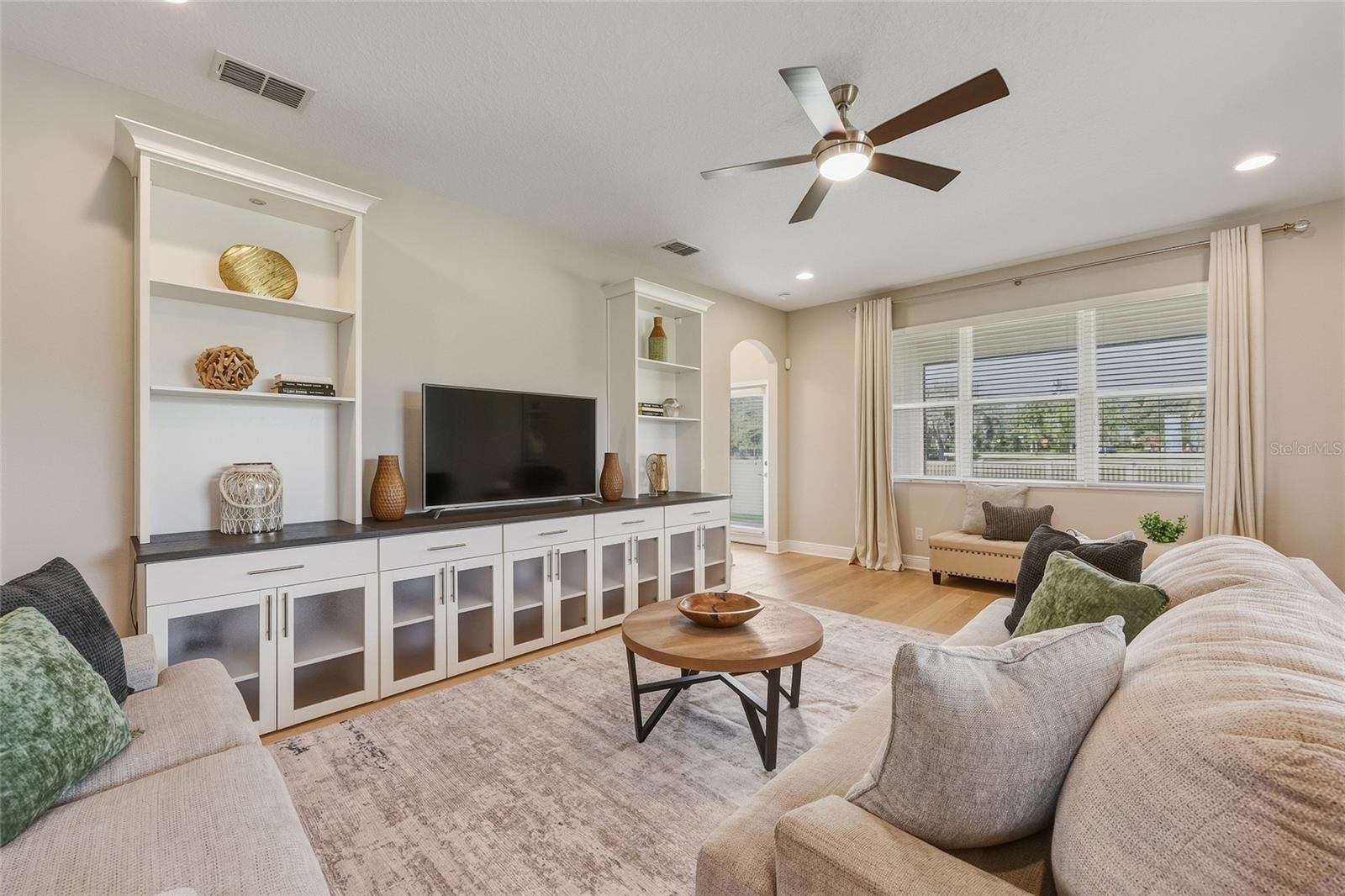 10702 PLEASANT KNOLL DR — photo 16