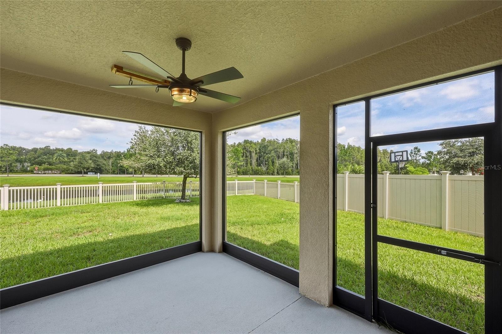 10702 PLEASANT KNOLL DR — photo 37