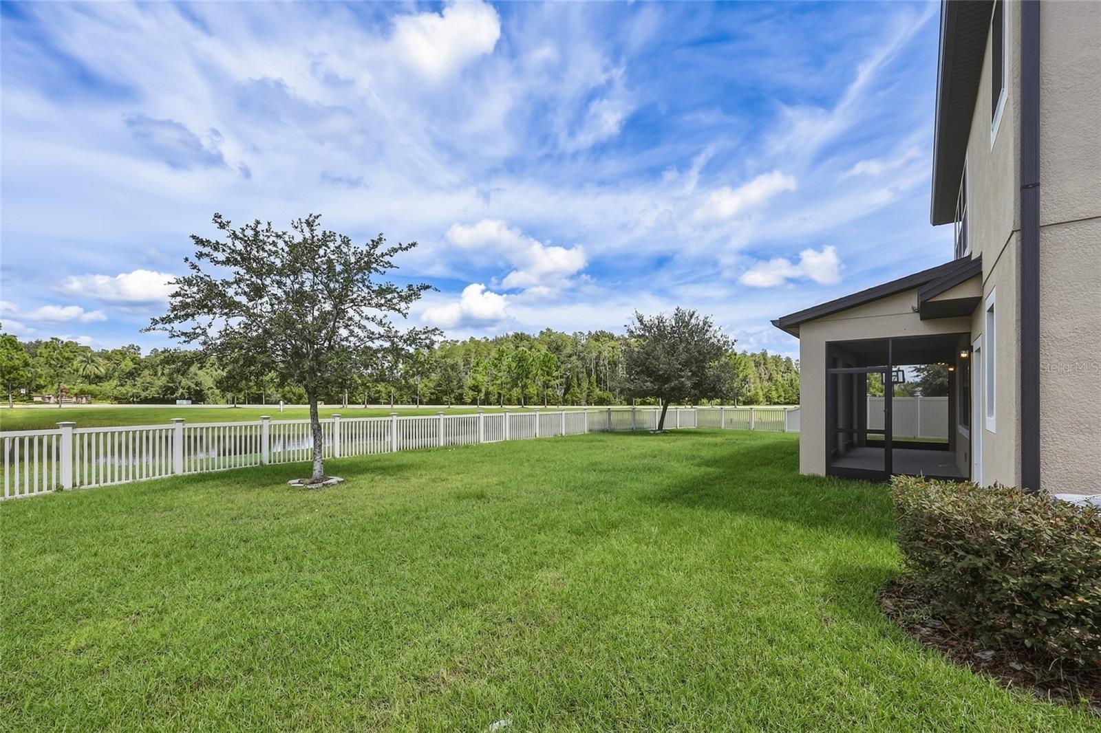 10702 PLEASANT KNOLL DR — photo 40