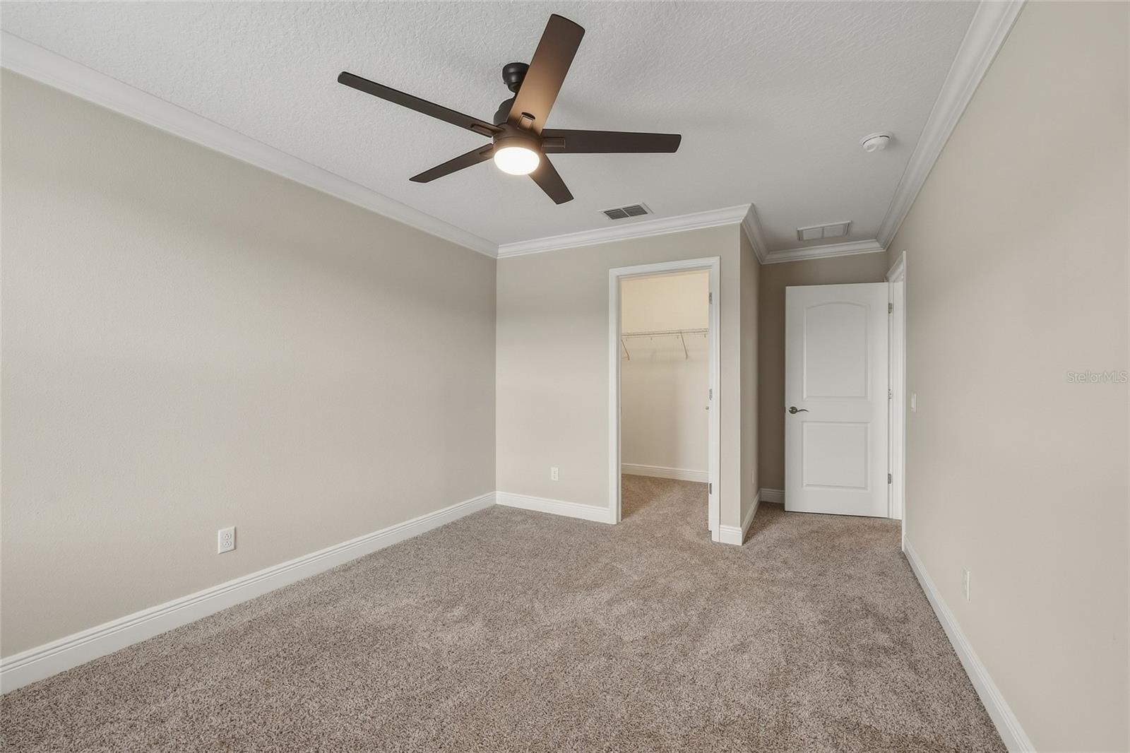 10702 PLEASANT KNOLL DR — photo 32