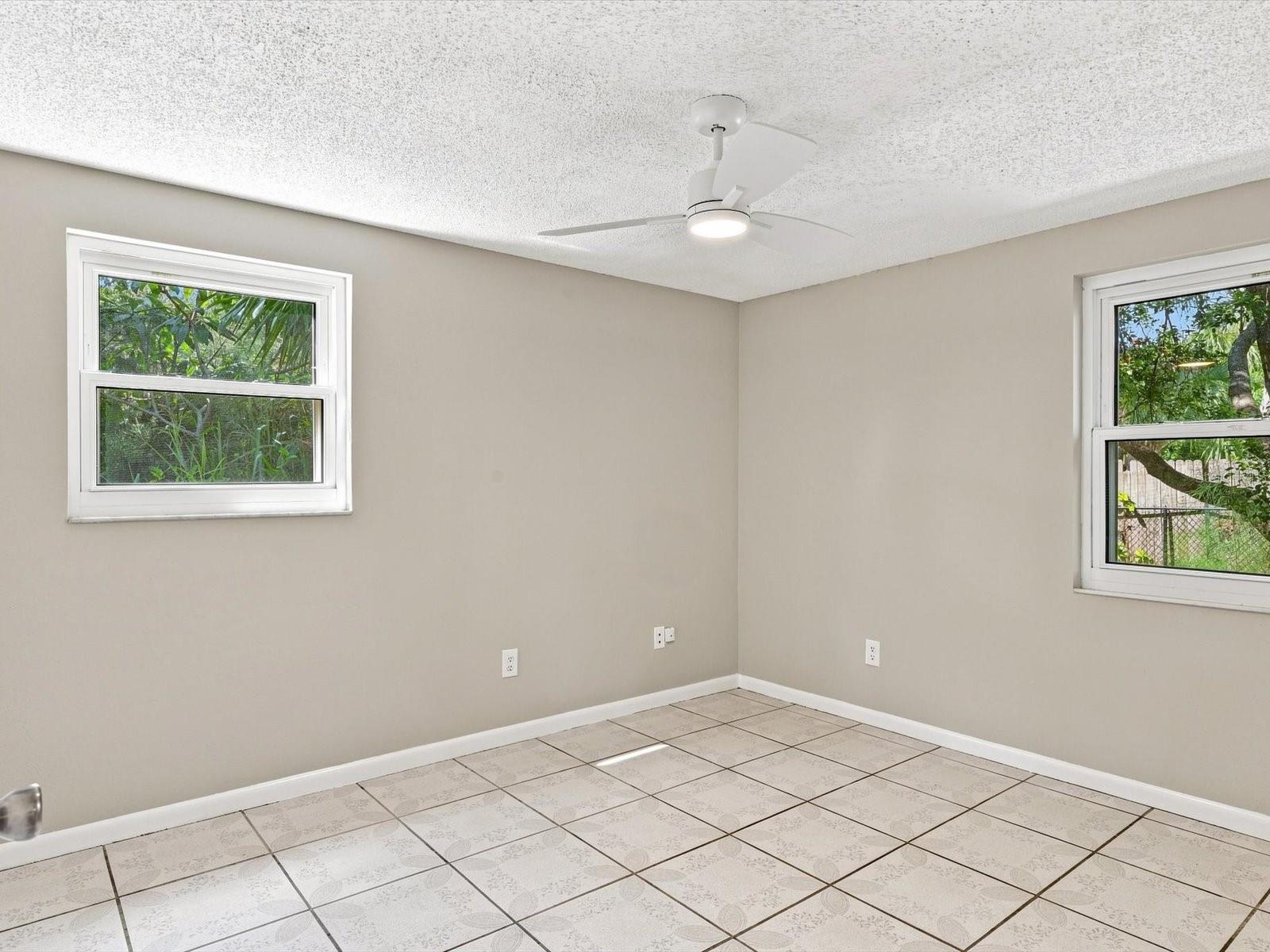 6002 FIREFLY LN — photo 27