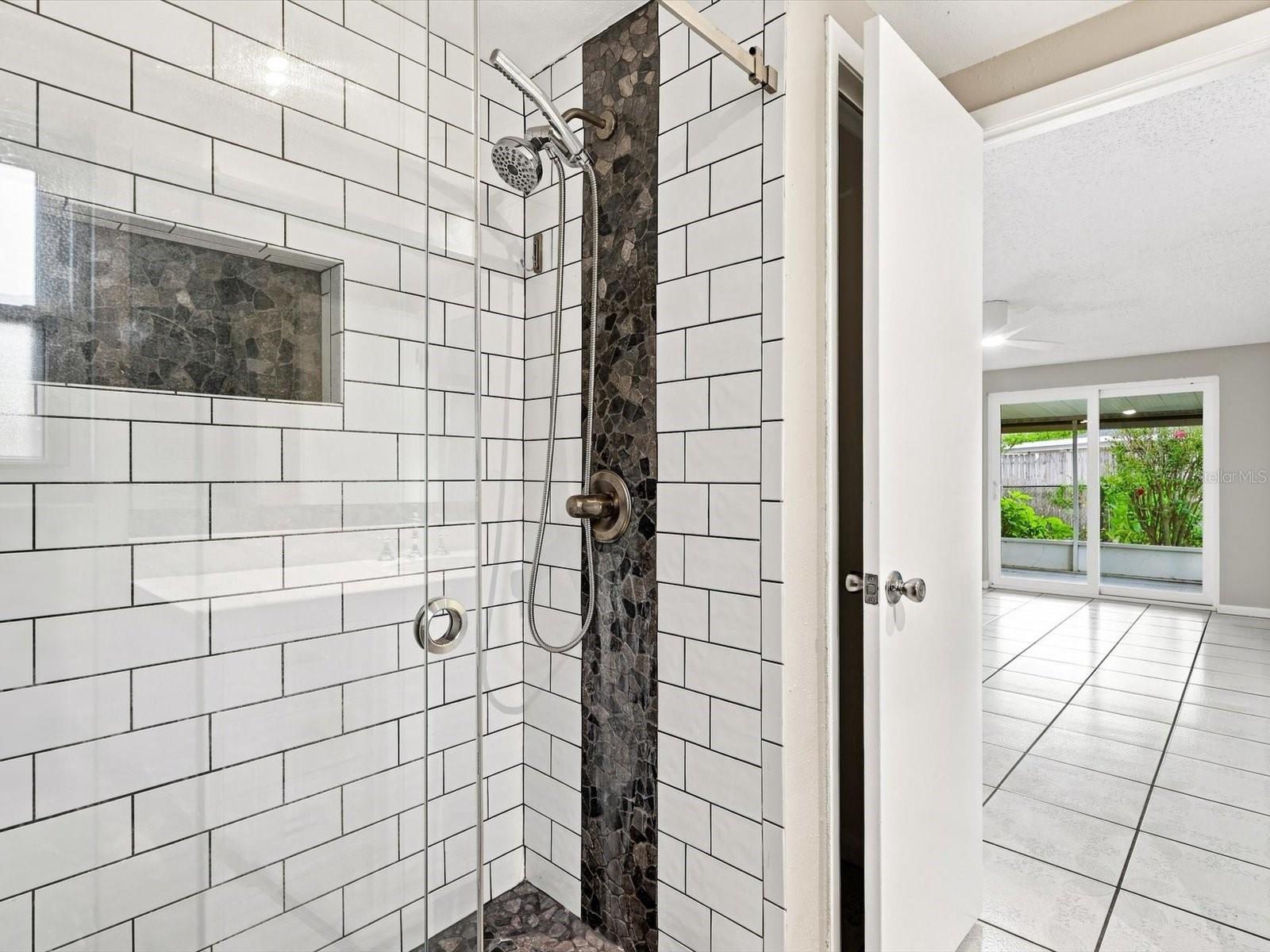 6002 FIREFLY LN — photo 29