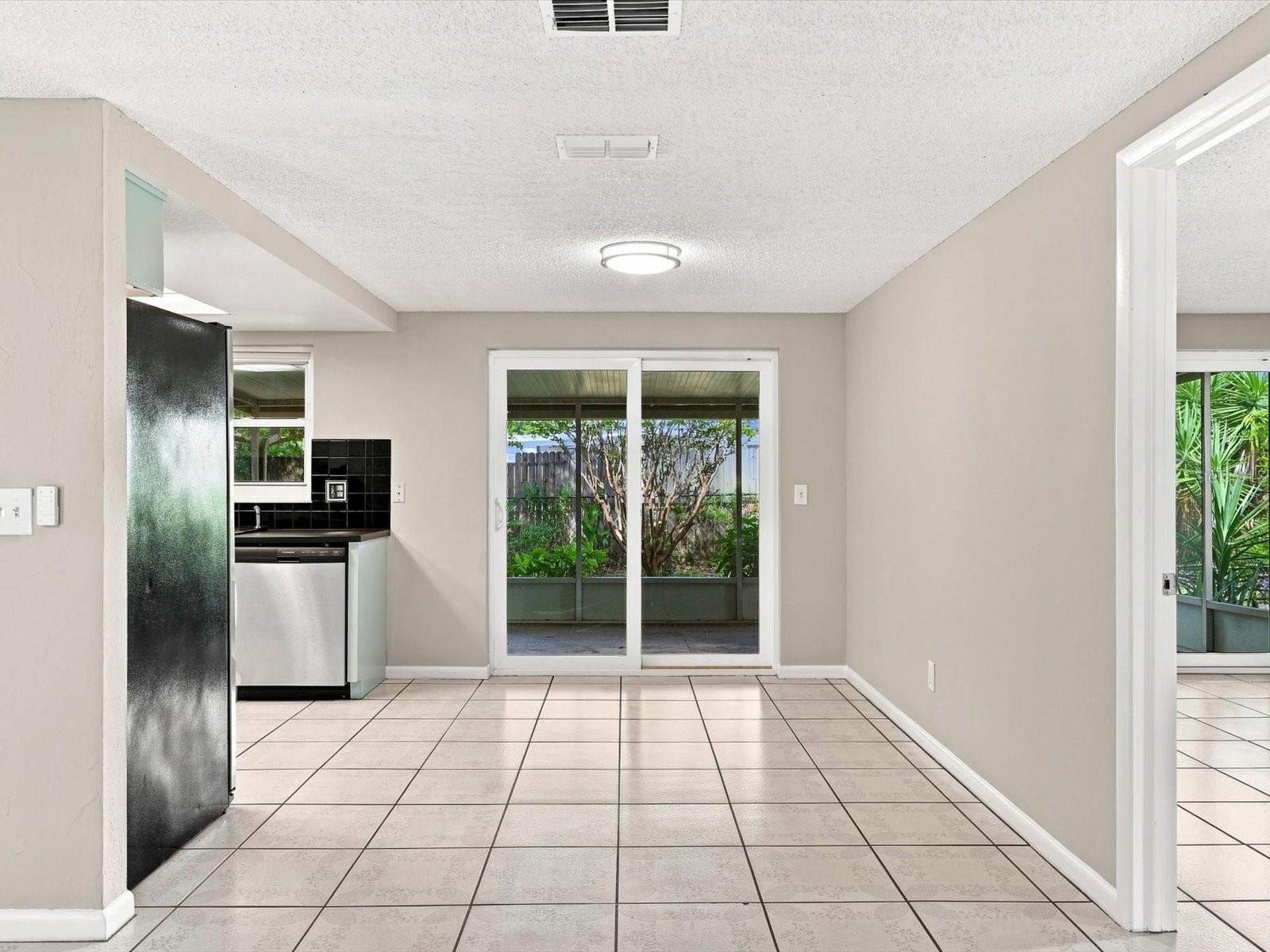 6002 FIREFLY LN — photo 12