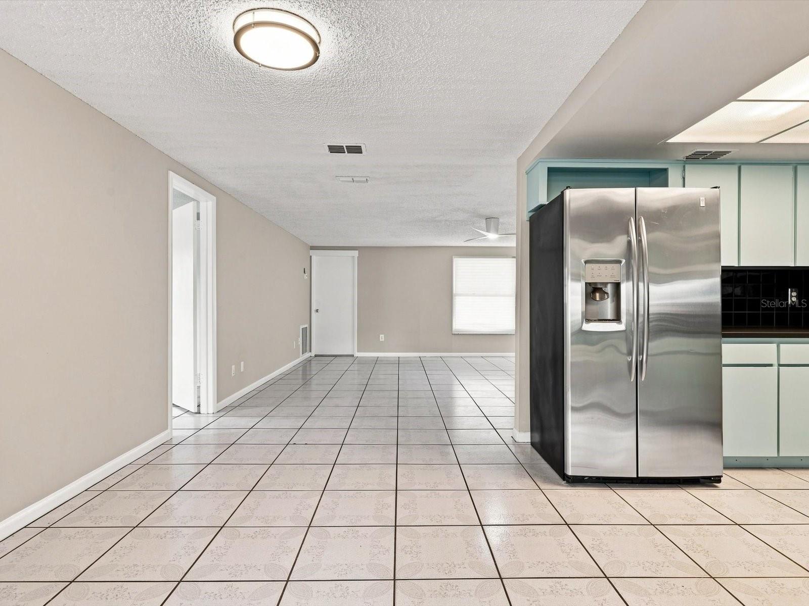 6002 FIREFLY LN — photo 11