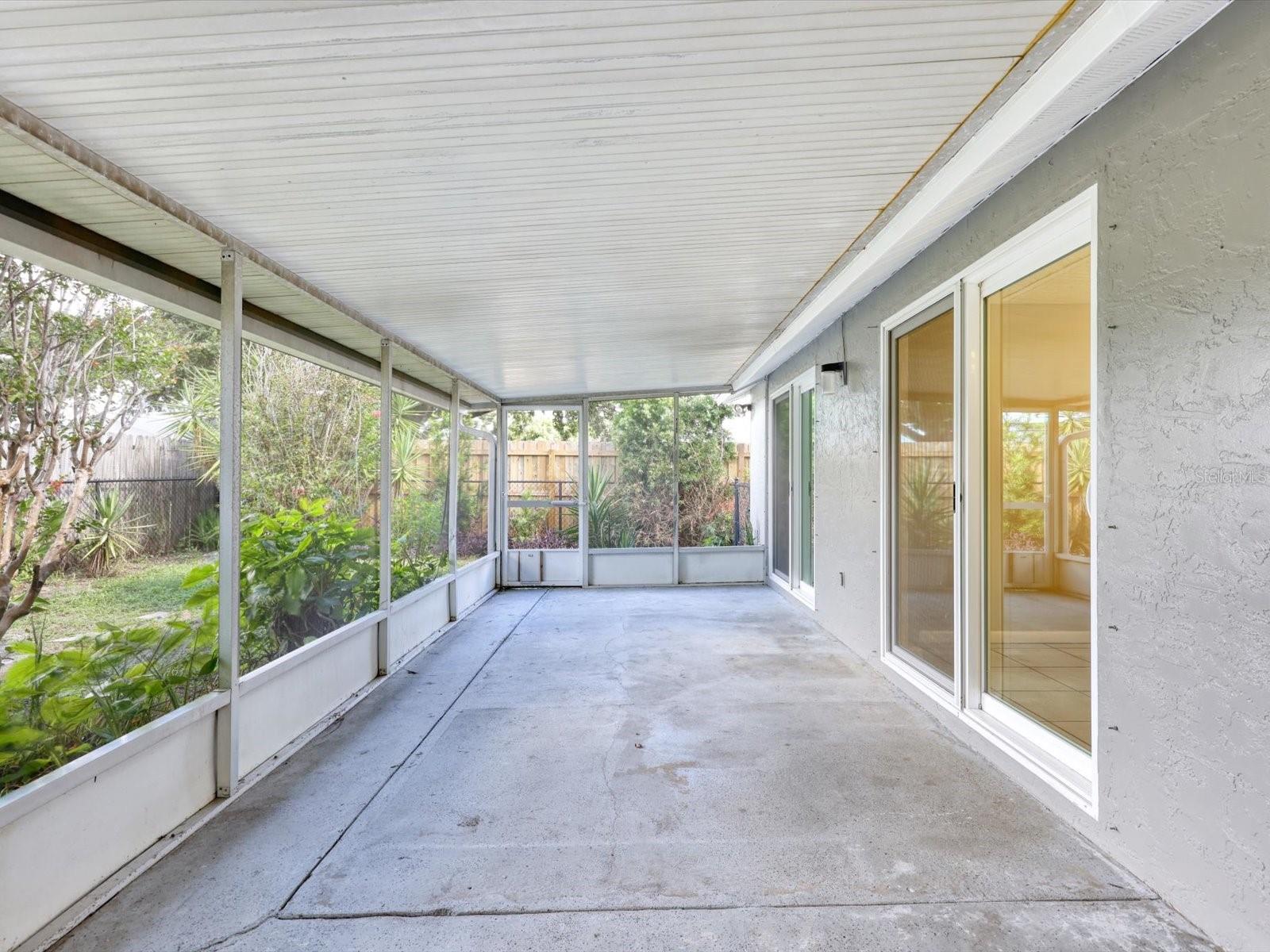 6002 FIREFLY LN — photo 33