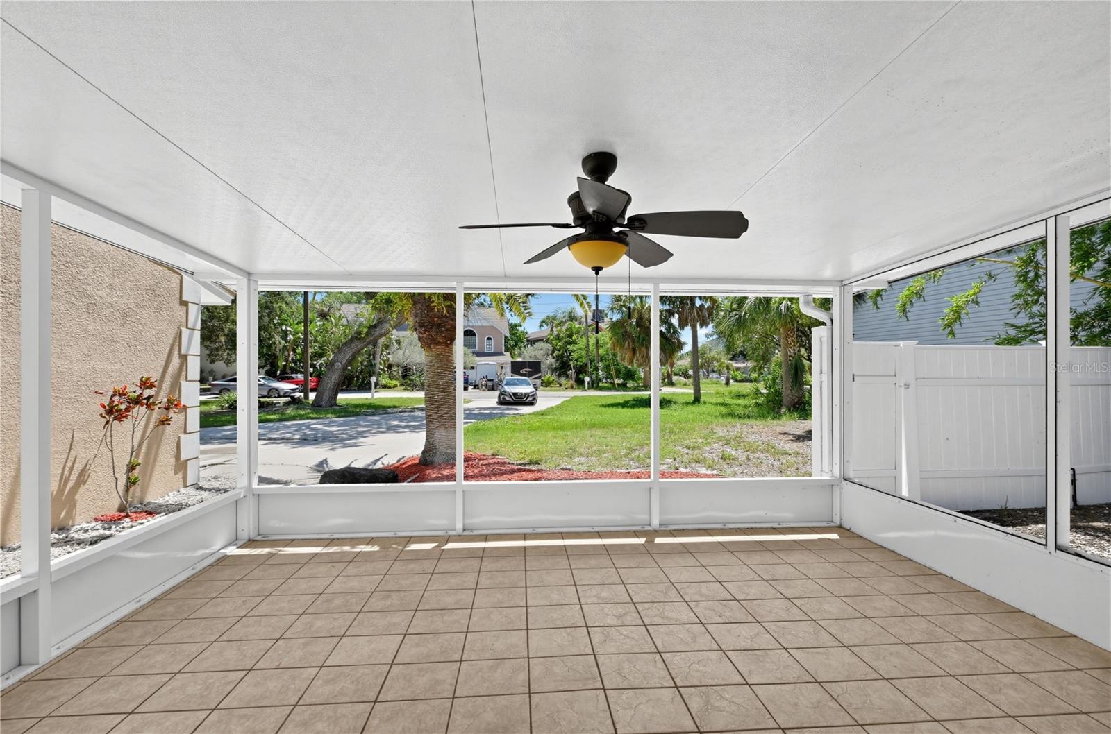 915 SEMINOLE BLVD — photo 22