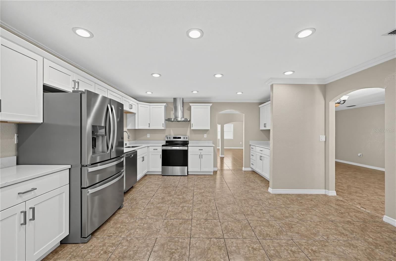 915 SEMINOLE BLVD — photo 12