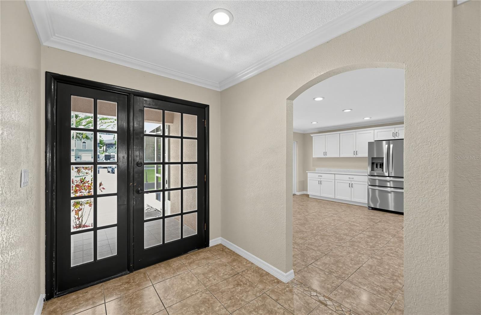 915 SEMINOLE BLVD — photo 3